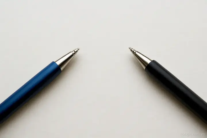 Viết chung: chia phần theo mục, thống nhất giọng ở vòng cuối